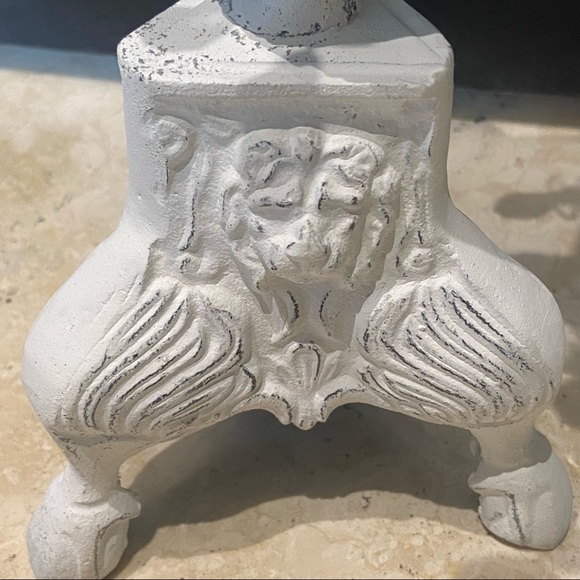 Iron with Hanging Crystals Candleholder - Picture 3 of 5